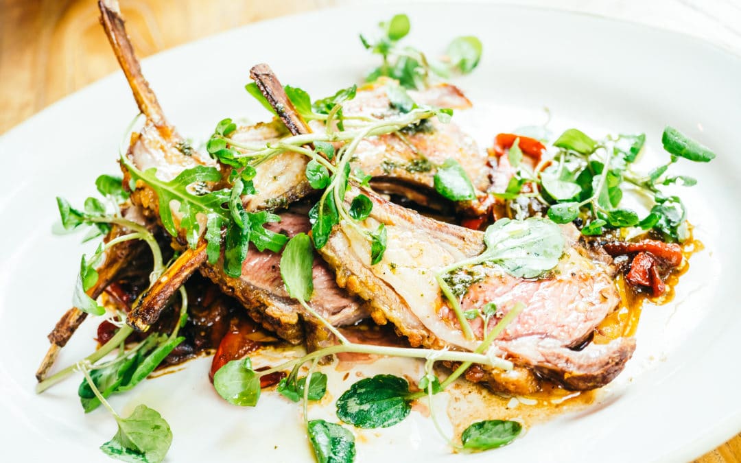 Carré d’agneau au pesto de tomates séchées